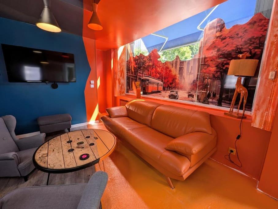 Experience Unique, Themes & Jeux A Strasbourg, En Duplex Apartment *